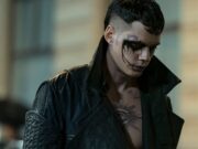 Diretor de O Corvo explica por que o filme não é apenas um remake de Hollywood