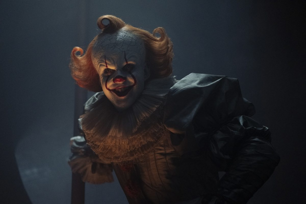 WELCOME TO DERRY: Pennywise aterrorizante REVELADO!