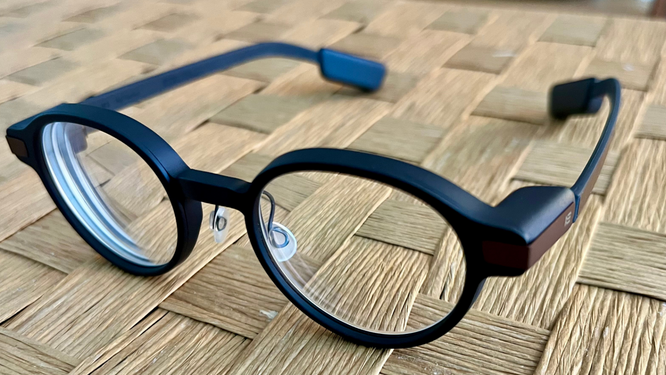 O HACK PERFEITO: Como Este Geek Usou Óculos Inteligentes Para Enganar o Bartender e Beber de Graça