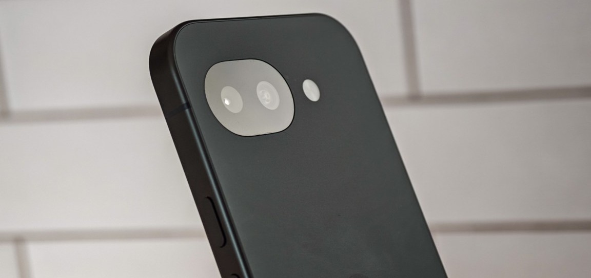 O Retorno do Herói Esquecido? A Saga do Pixel 11a e o Coração que Pode Redefinir a Batalha!