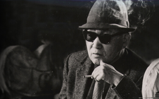 Eiji Tsuburaya em material oficial da Tsuburaya Productions